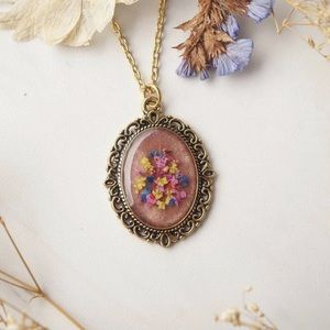 Vintage Dried Flower Necklace
